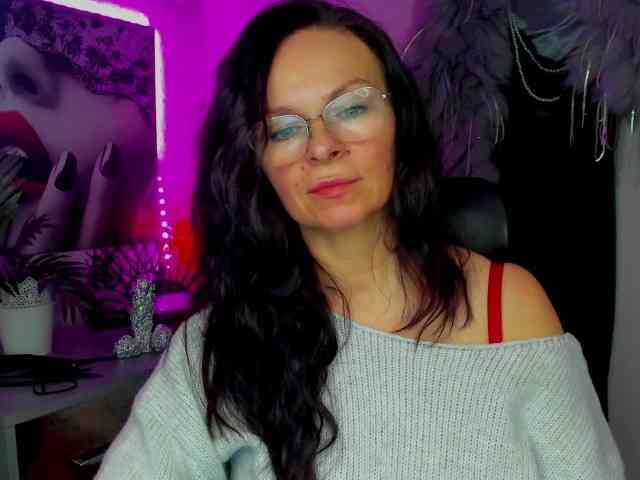 HelenSHOW1 webcam