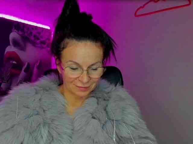 HelenSHOW1 HelenSHOW1