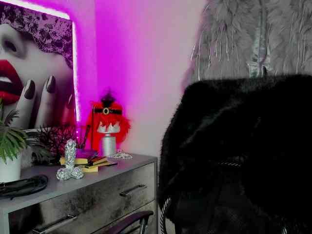 HelenSHOW1 webcam