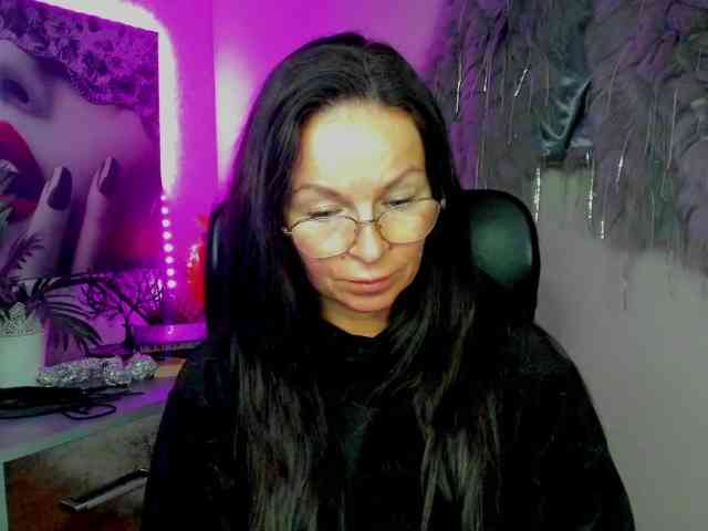 HelenSHOW1 webcam