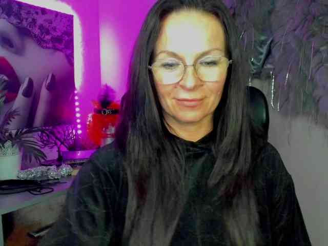 HelenSHOW1 webcam