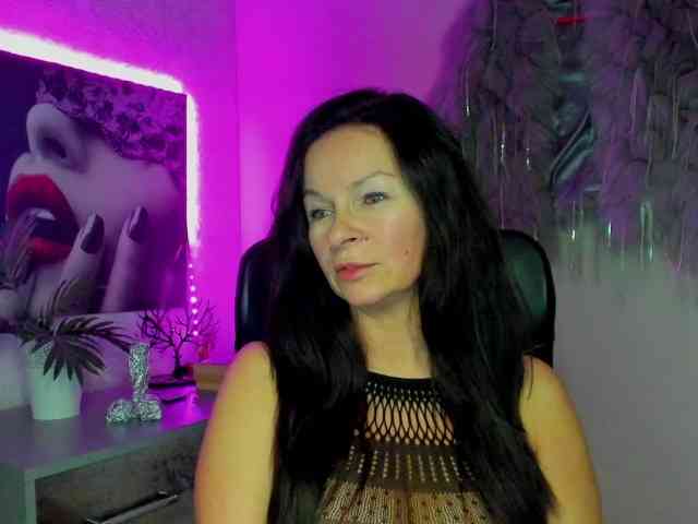 HelenSHOW1 webcam