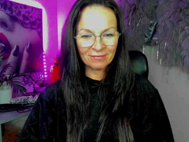 HelenSHOW1 webcam