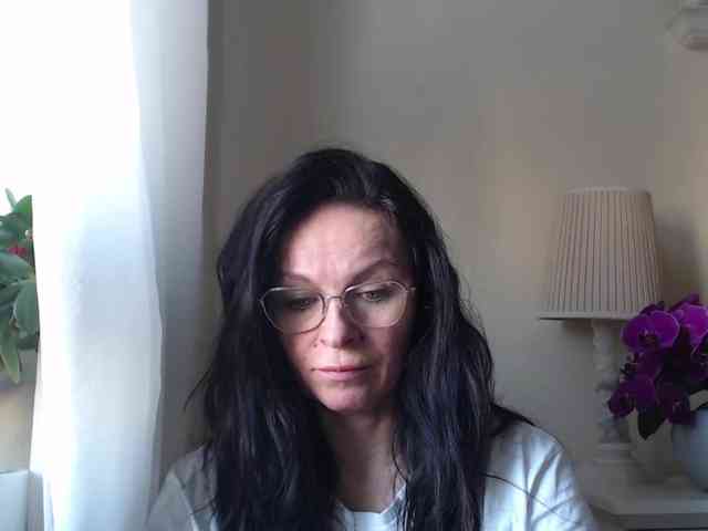 HelenSHOW1 webcam