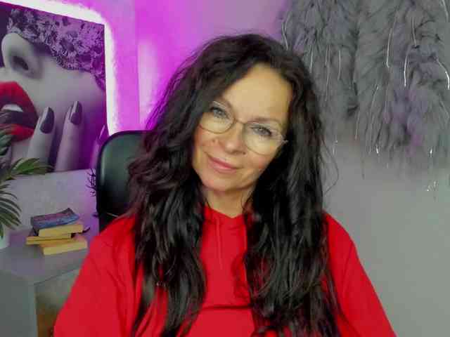 HelenSHOW1 webcam