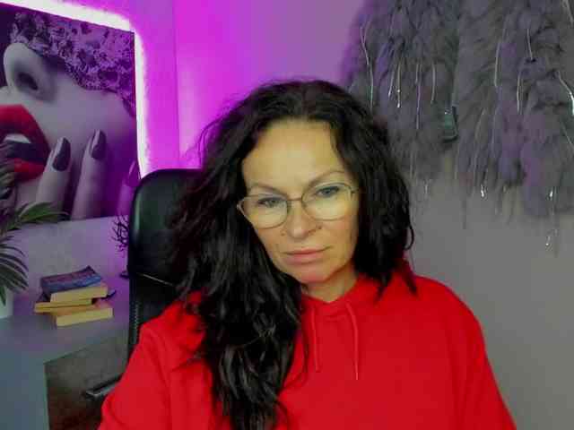 HelenSHOW1 webcam