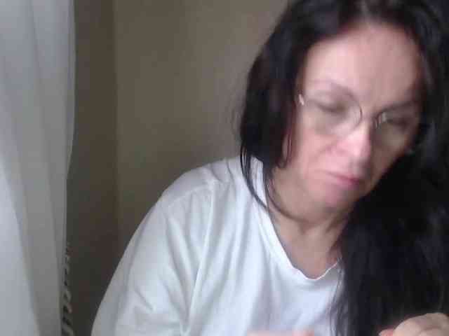 HelenSHOW1 webcam