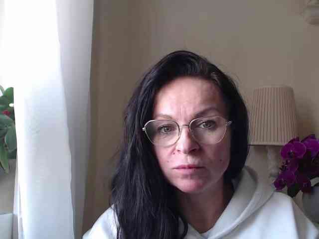 HelenSHOW1 webcam