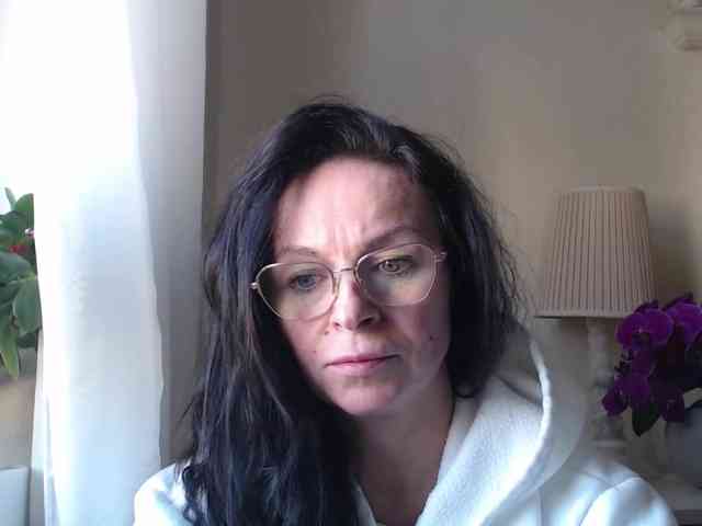 HelenSHOW1 webcam