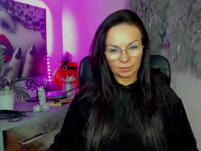 HelenSHOW1 webcam
