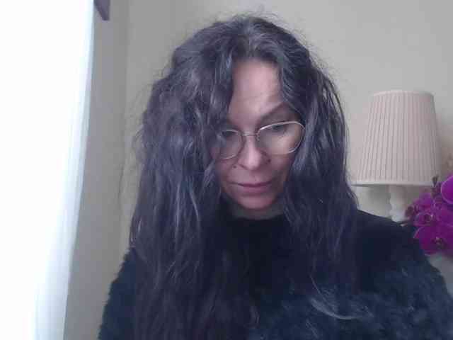 HelenSHOW1 webcam