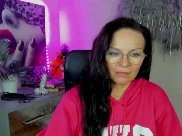 HelenSHOW1 webcam