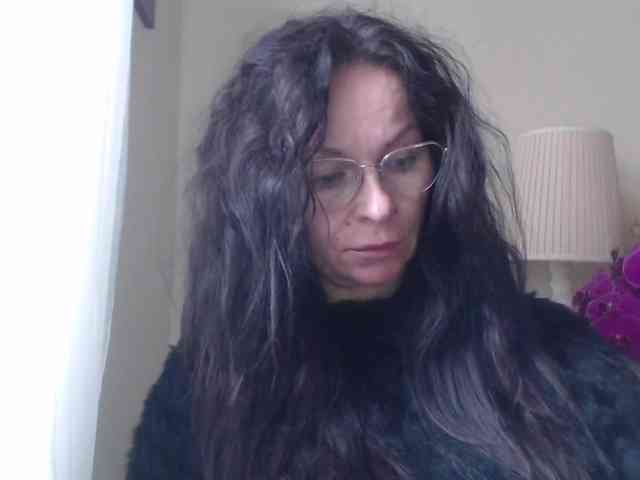 HelenSHOW1 webcam