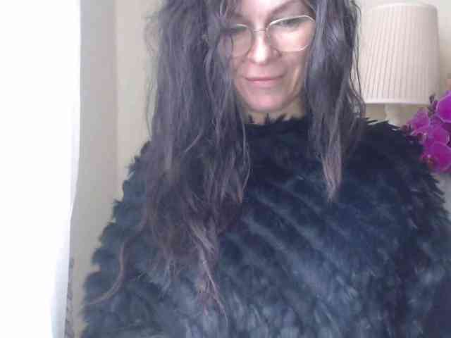 HelenSHOW1 webcam