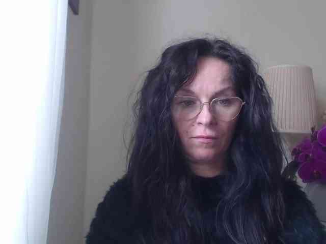HelenSHOW1 webcam