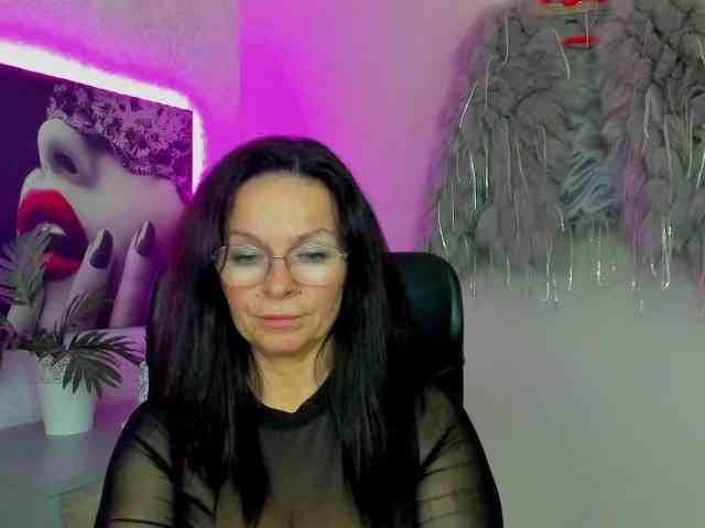HelenSHOW1 webcam