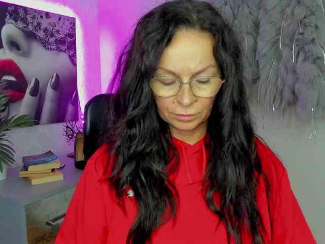 HelenSHOW1 webcam