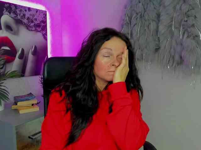 HelenSHOW1 webcam