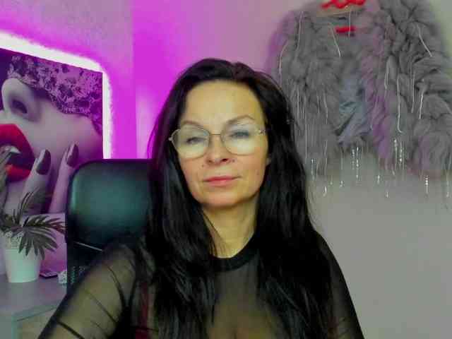 HelenSHOW1 webcam