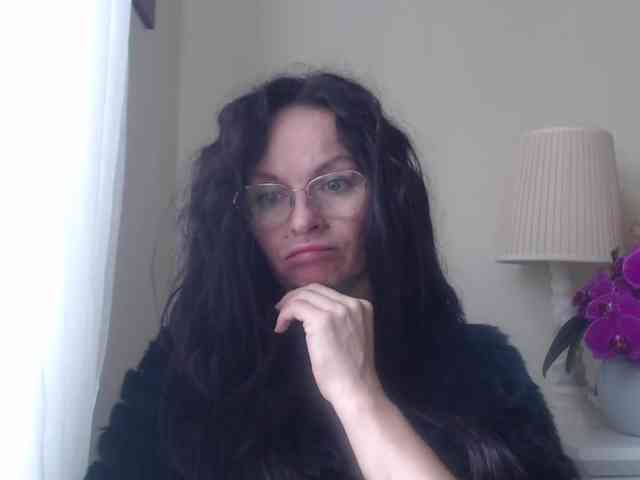 HelenSHOW1 webcam