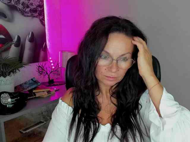 live free porn HelenSHOW1