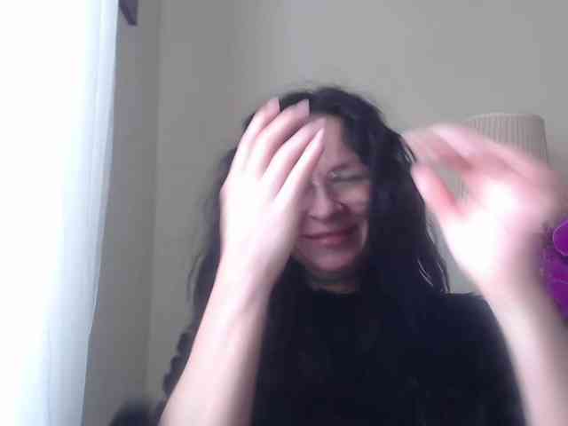 HelenSHOW1 webcam