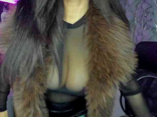 HelenSHOW1 webcam