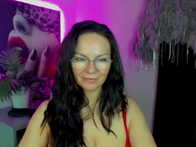 HelenSHOW1 webcam