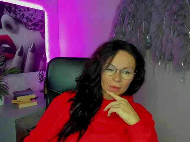 HelenSHOW1 webcam