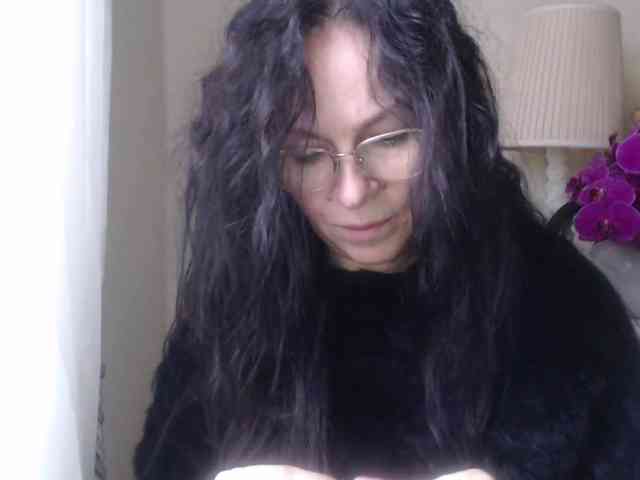 HelenSHOW1 webcam