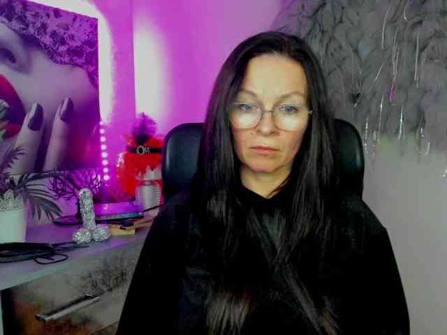 HelenSHOW1 webcam