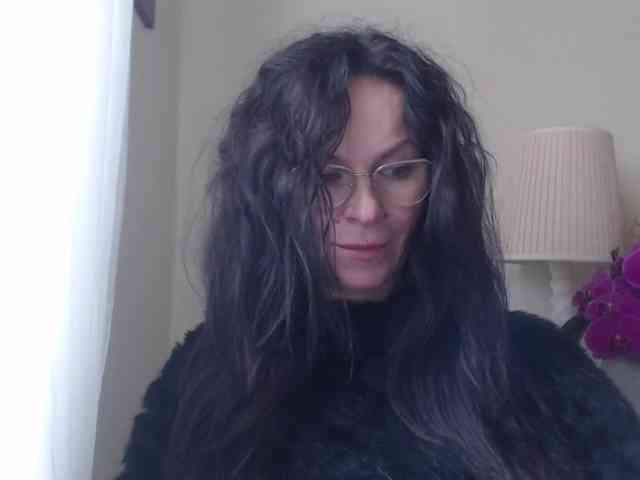 HelenSHOW1 webcam