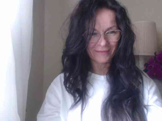 HelenSHOW1 webcam