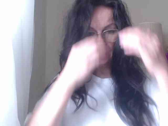 HelenSHOW1 webcam