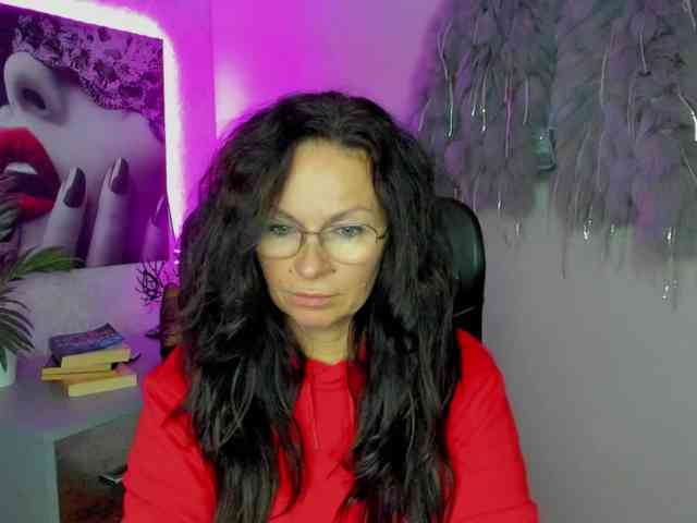 HelenSHOW1 webcam