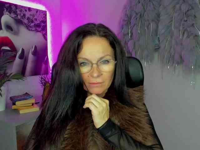 HelenSHOW1 webcam