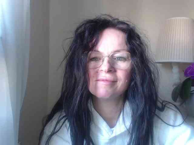 HelenSHOW1 webcam
