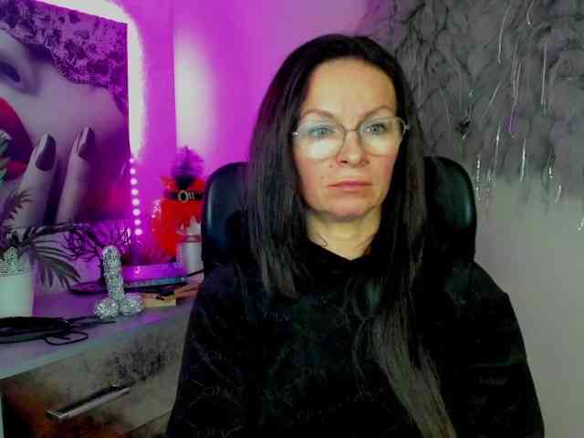 HelenSHOW1 webcam