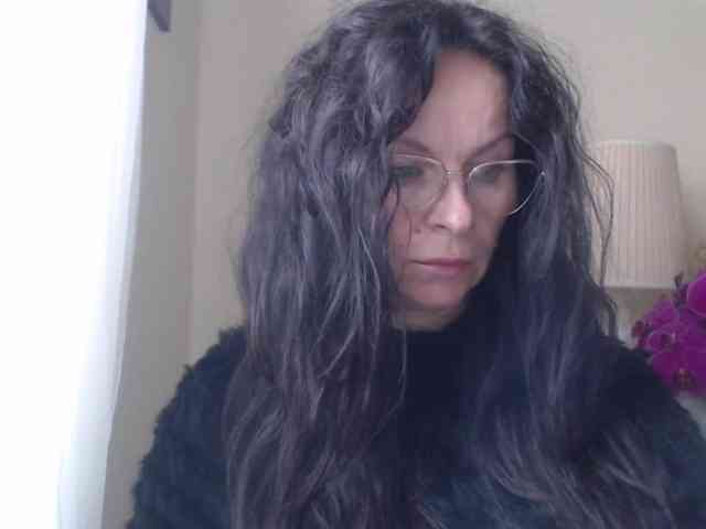 HelenSHOW1 webcam