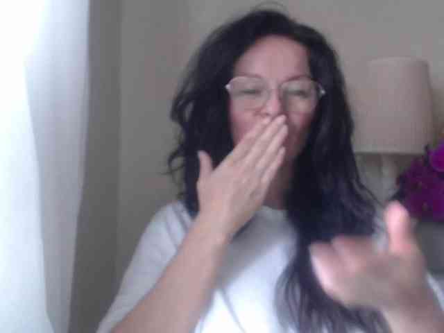 HelenSHOW1 webcam