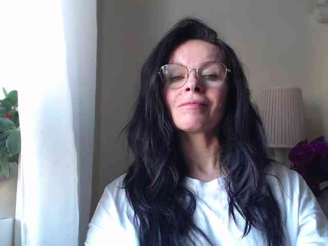 HelenSHOW1 webcam