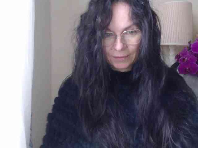 HelenSHOW1 webcam