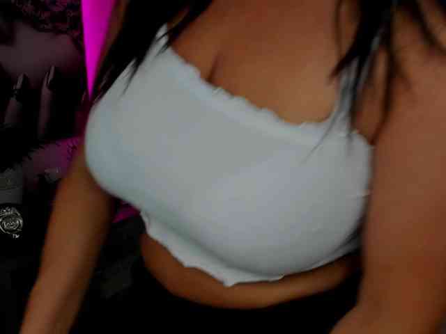 HelenSHOW1 webcam