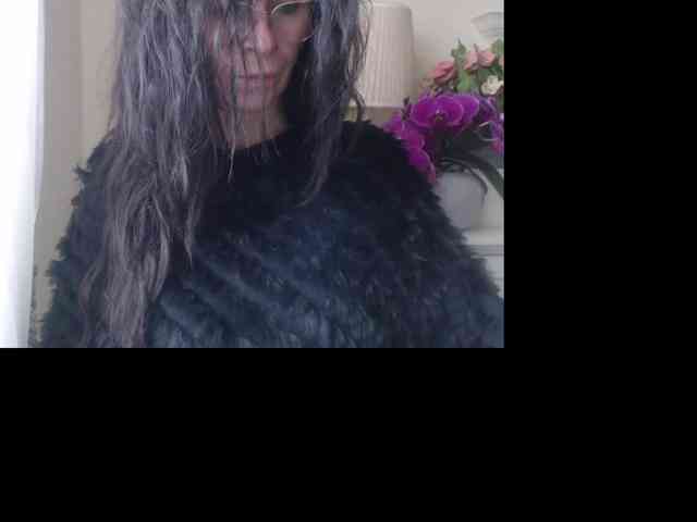 HelenSHOW1 webcam