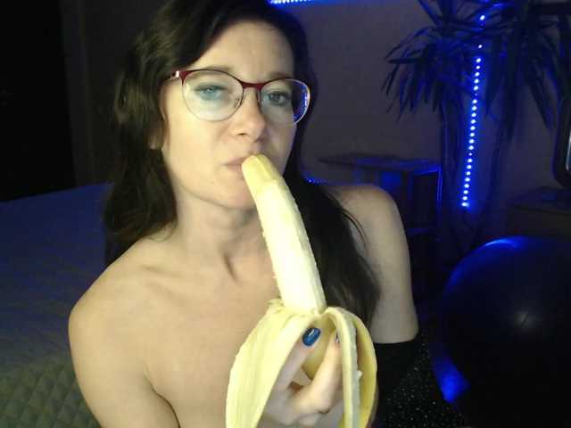 VioricaRoss's BongaCams show and profile