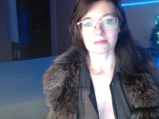 VioricaRoss's BongaCams show and profile