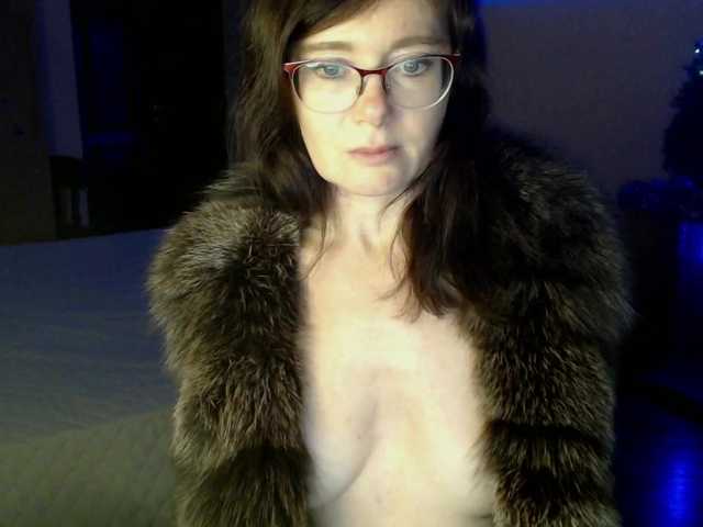 VioricaRoss's BongaCams show and profile