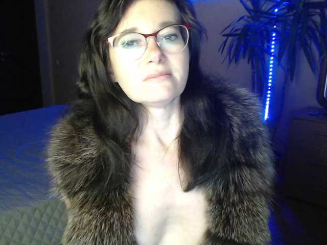 VioricaRoss's BongaCams show and profile