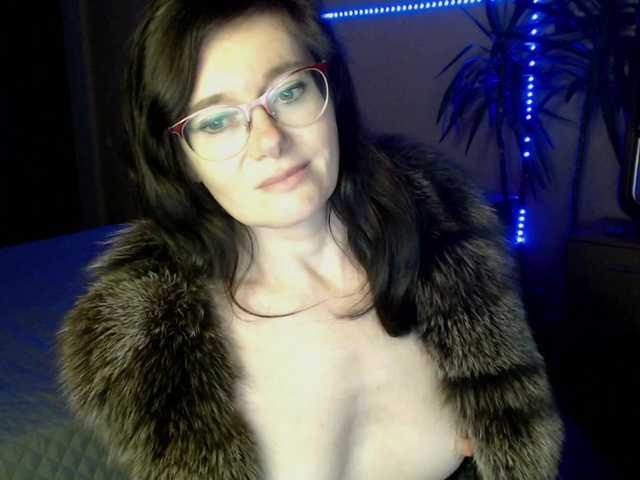 VioricaRoss's BongaCams show and profile