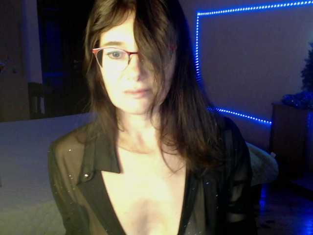 VioricaRoss's BongaCams show and profile